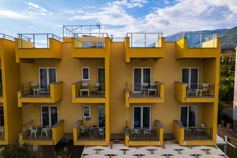 Hotel Orange Dhërmi Exterior foto